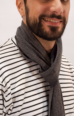 Bufanda Lisa Abrigada Con Flecos Importada Invierno Unisex - tienda online