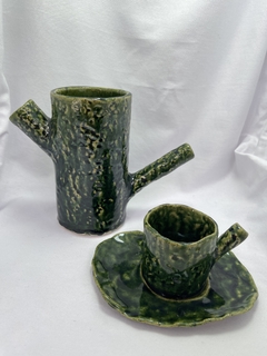 Kit café em cerâmica vitrificada, feito à mão.