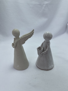 Miniatura de anjo em cerâmica, feito à mão. - comprar online