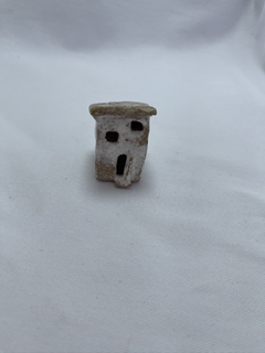 Miniatura de Casas em cerâmica, feito a mão. - Com Coração