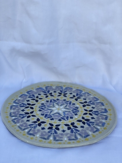 Prato Mandala feito à mão, em cerâmica. - comprar online