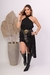 Vestido assimétrico com camadas na internet