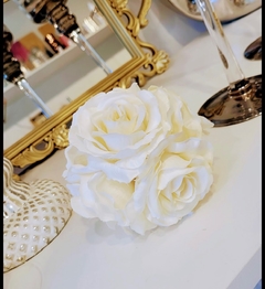 Bocha rosa crema 10 cm