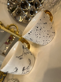 Taza cónica con asas oro - comprar online