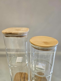 Frascos de vidrio con tapa de madera herméticos