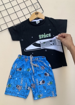 Conjunto Nave espacial azul na internet