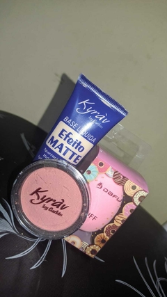 Kit Esponja Gota, Base e Blush Iluminador - comprar online