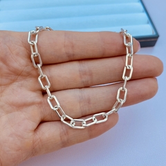 Pulsera Iván en internet