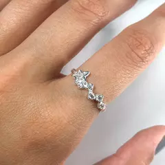 Anillo Carla