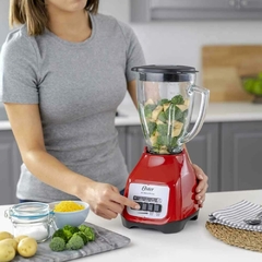 Licuadora Oster ® Con Vaso De Vidrio Y Dos Velocidades Más Pulso en internet