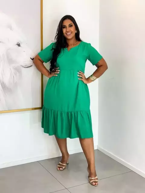 Vestido Leve e Solto Plus Size com Tecido Viscolinho - comprar online