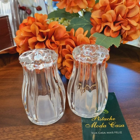 Conjunto 2 peças Saleiro e Pimenteiro de Vidro