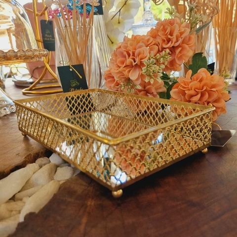 Bandeja de Metal C/Espelho Dourada 21x13x5cm