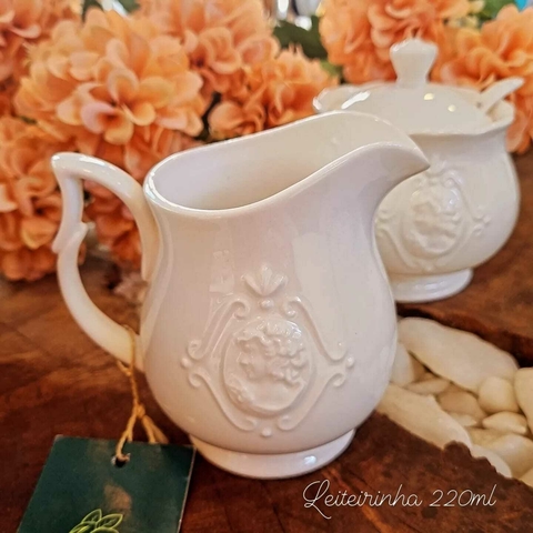 Leiteira de Porcelana 220ml