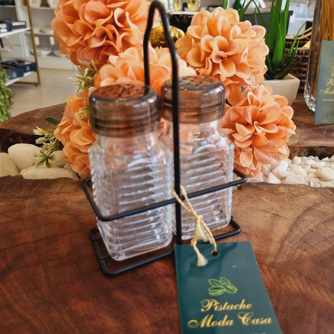 Saleiro e Pimenteiro de Vidro C/Suporte de Metal