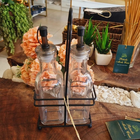 Conjunto de Galheteiro C/Suporte de Metal