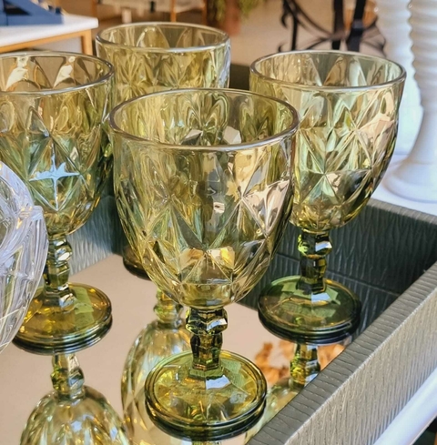 Jogo com 6 Taça de vidro Diamond Verde 325ml - comprar online
