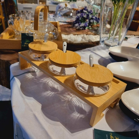 CONJUNTO 3 PORTA TEMPEROS DE VIDRO COM TAMPA