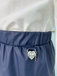 Conjunto Infantil Saia Midi Couro Eco Azul Camisa Lenço Off Animê - loja online