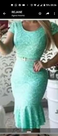 Vestido Midi Tubinho com Babado Todo Na Renda
