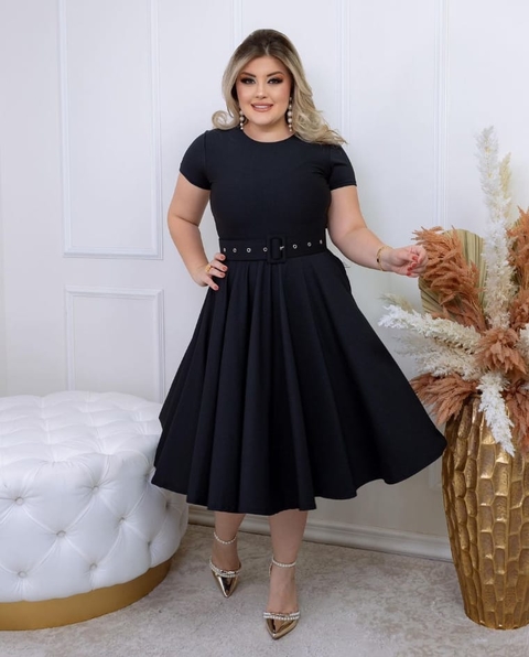 Vestido Godê Cor Lisa