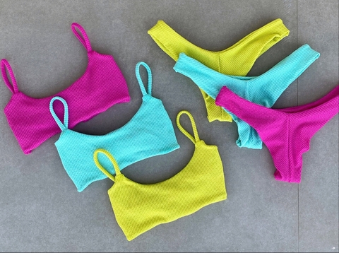 Conjuntinho Futvolei - (cópia)