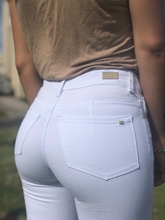 tucci blanco con cierre full premium talle 40 y 44