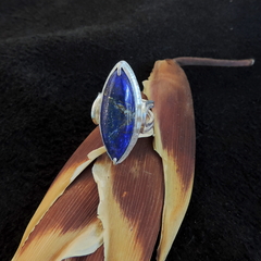 Anel de prata 9.50 com lápis lazuli