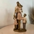 Escultura Estatueta Família Casal três filhos em resina - 12,5x8,5x25,5cm - Ateliê Arte & Decor | CASA & DECORAÇÃO 