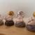 Conjunto de 4 mini astronautas na internet