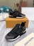 Tênis de Grife LV Run Away Sneaker 06