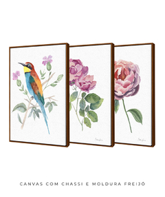 Conjunto de Três Quadros Decorativos Botânico Rosas e Abelharuco - comprar online