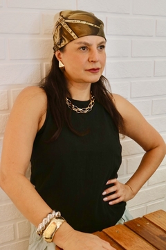 Colar dourado elos cartier maxi na internet