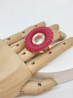 Anel dourado em aceto pink com cristal rose