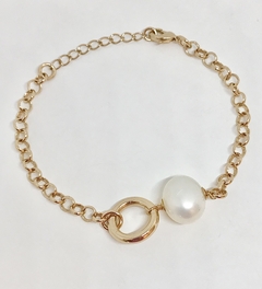 Pulseira dourada elo português com pérola shell - comprar online