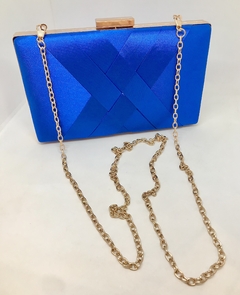 Clutch em cetim azul royal na internet