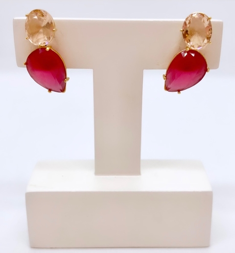 Brinco dourado zirconias rosa e pink