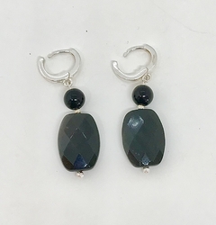Brinco prata 925 argola com cristal ágata preta - Gaia Acessórios e Tendência