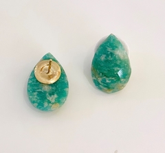 Brinco dourado pedra natural Quartzo verde - comprar online