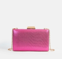Clutch em tecido pink e aplicações de chaton - Gaia Acessórios e Tendência