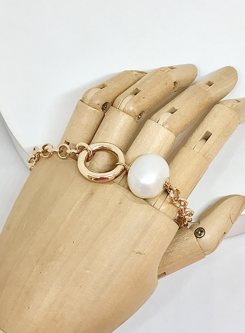 Pulseira dourada elo português com pérola shell