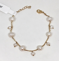 Pulseira dourada com pérolas de água doce - Gaia Acessórios e Tendência