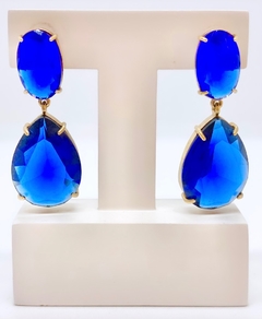 Brinco dourado com dois cristais naturais azul royal