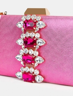 Imagem do Clutch em tecido pink e aplicações de chaton