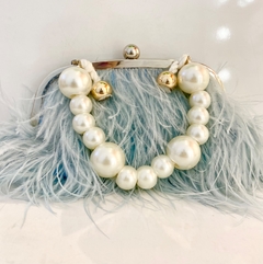 Clutch em pluma de seda - comprar online