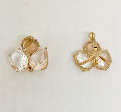 Brinco dourado cristais nos tons fumê e cristal - comprar online