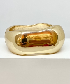 Bracelete dourado orgânico articulado - Gaia Acessórios e Tendência