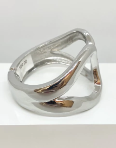 Bracelete ródio branco articulado gota vazada na internet