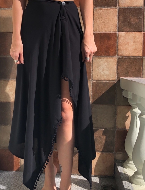 Canga Saia Lisa - Preta pompom preto