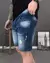 Bermuda Slim Fit Jeans Destroyed Escura na internet